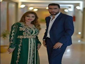 المصمم التطواني أشرف في صورة مع الفنانة المصرية روجيينا